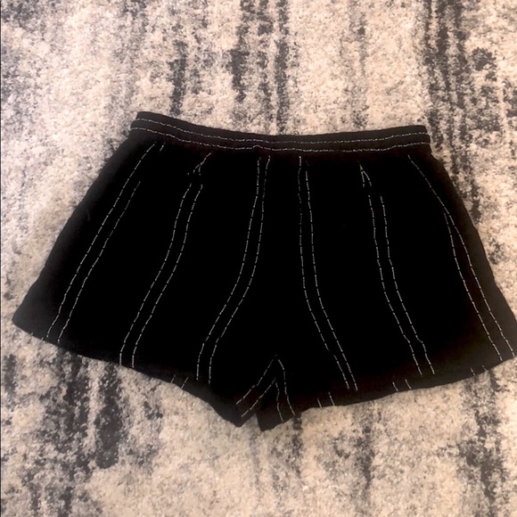 Lou & Grey drawstring shorts, 100% cotton, black & white striped pattern - Picture 2 of 7